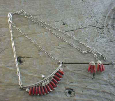 Native American Necklace Coral Zuni